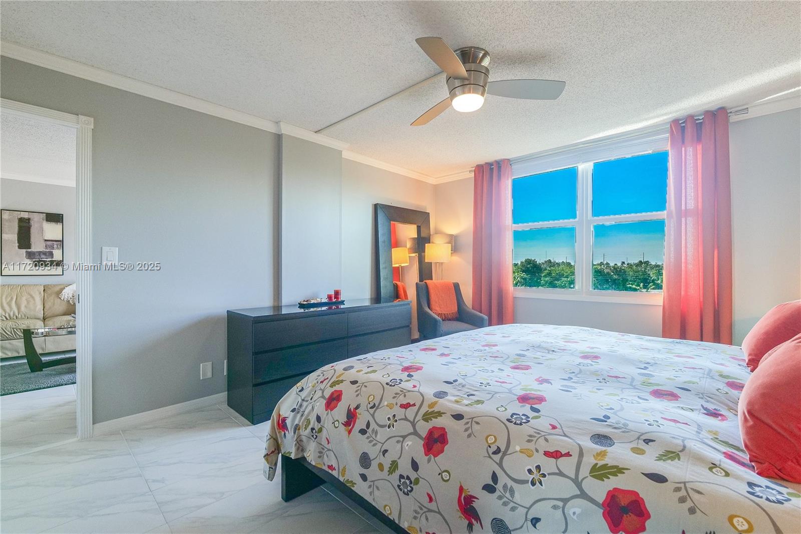 ROYAL PARK CONDO - Residential