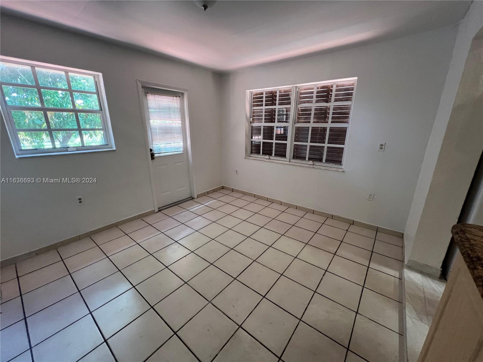 HIALEAH 2ND STUDIO ADDN - Residential Lease
