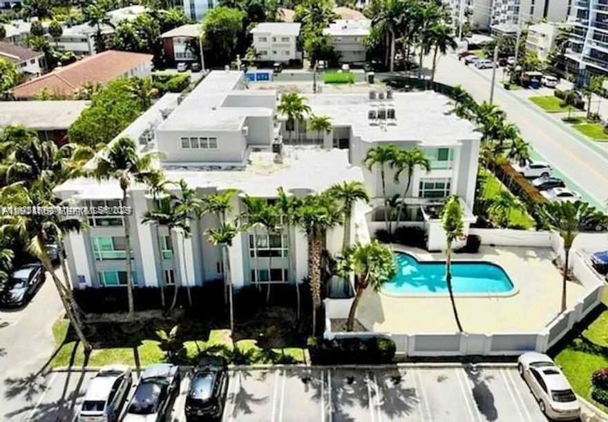 Beautiful and spacious 1 bedroom / 1.5 bathroom condo in the heart of Bay Harbor Islands. This bright unit features a large living area, modern kitchen and ample closet space. Boutique building with parking, pool, and low-density living. Prime location—walk to Bal Harbour Shops, A+ schools, parks, restaurants, and the beach. Easy to show and available on February 1st.