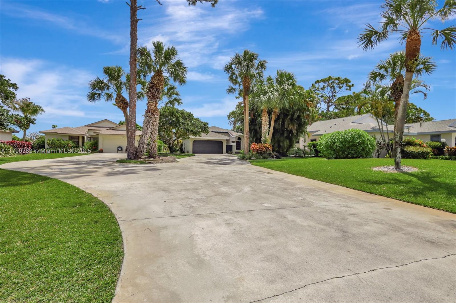 6105 Brandon St