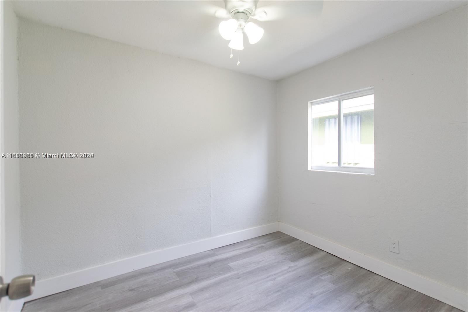 NORTH SILVER CREST ADDPB - Residential Lease