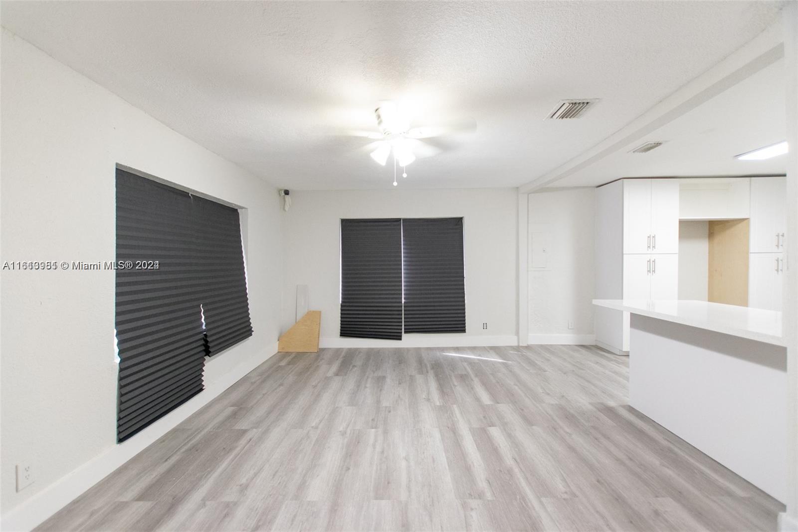 NORTH SILVER CREST ADDPB - Residential Lease