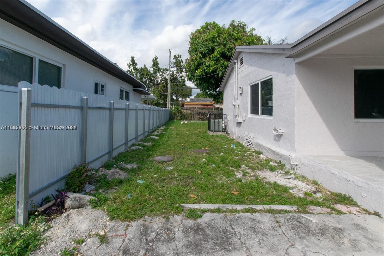 NORTH SILVER CREST ADDPB - Residential Lease