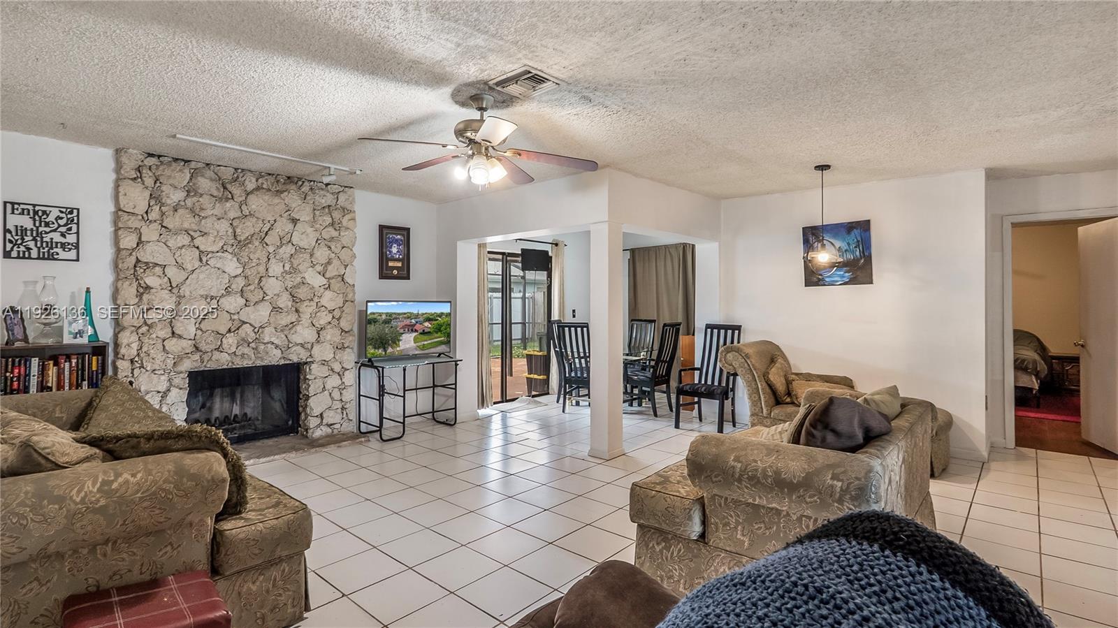 CORAL WOODS - Residential