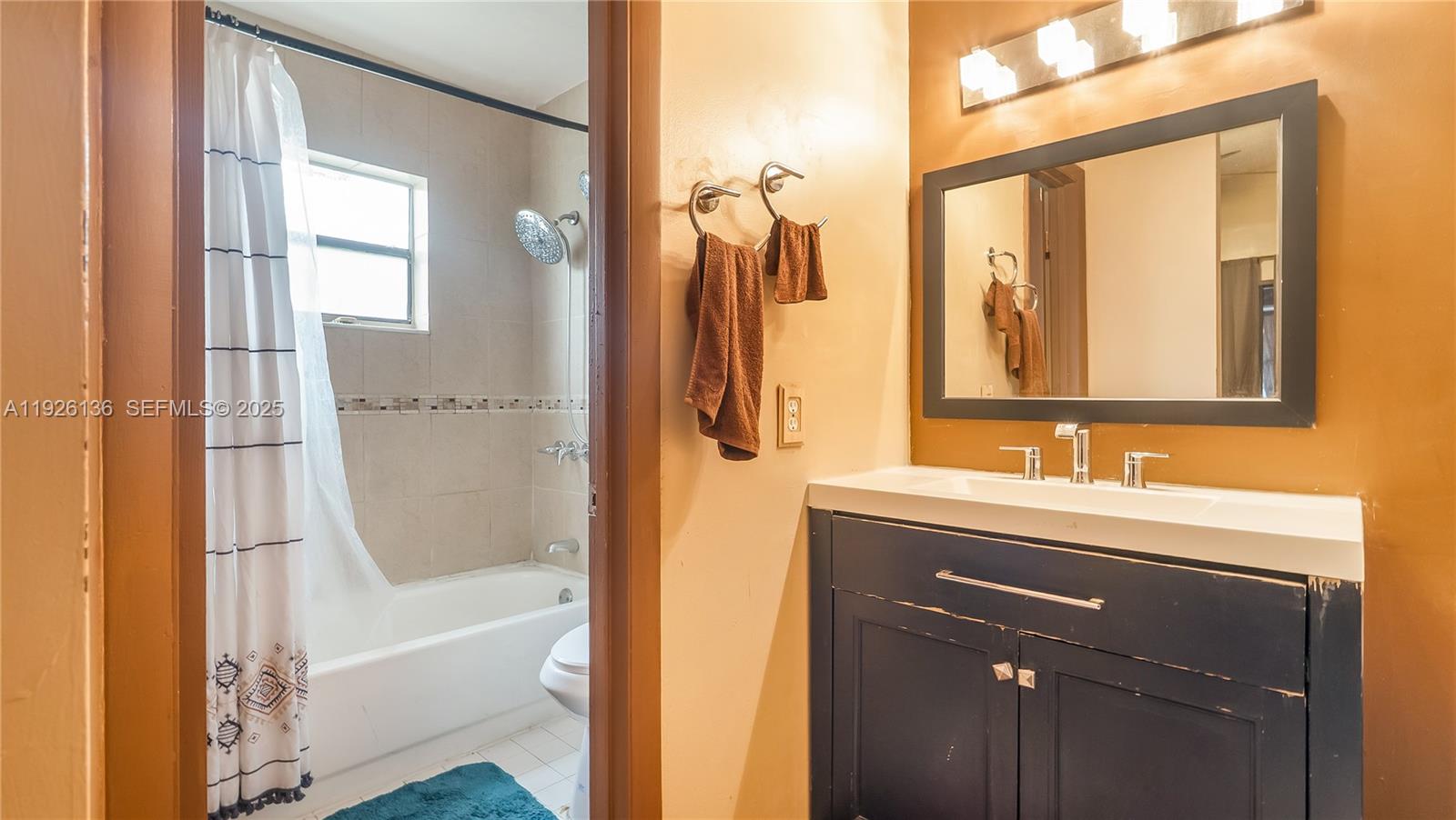 CORAL WOODS - Residential