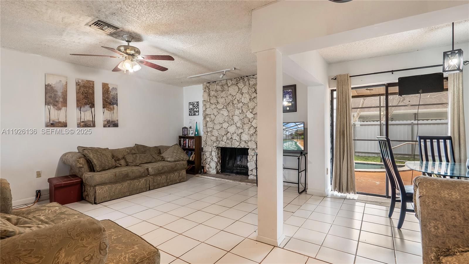 CORAL WOODS - Residential