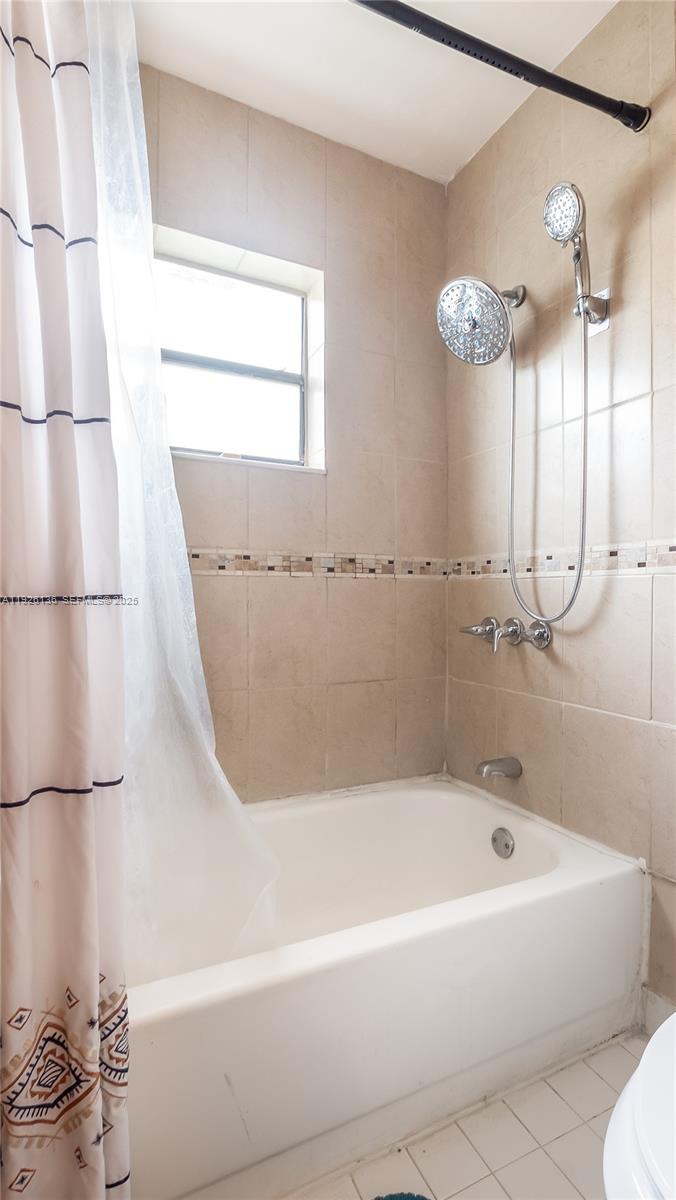 CORAL WOODS - Residential