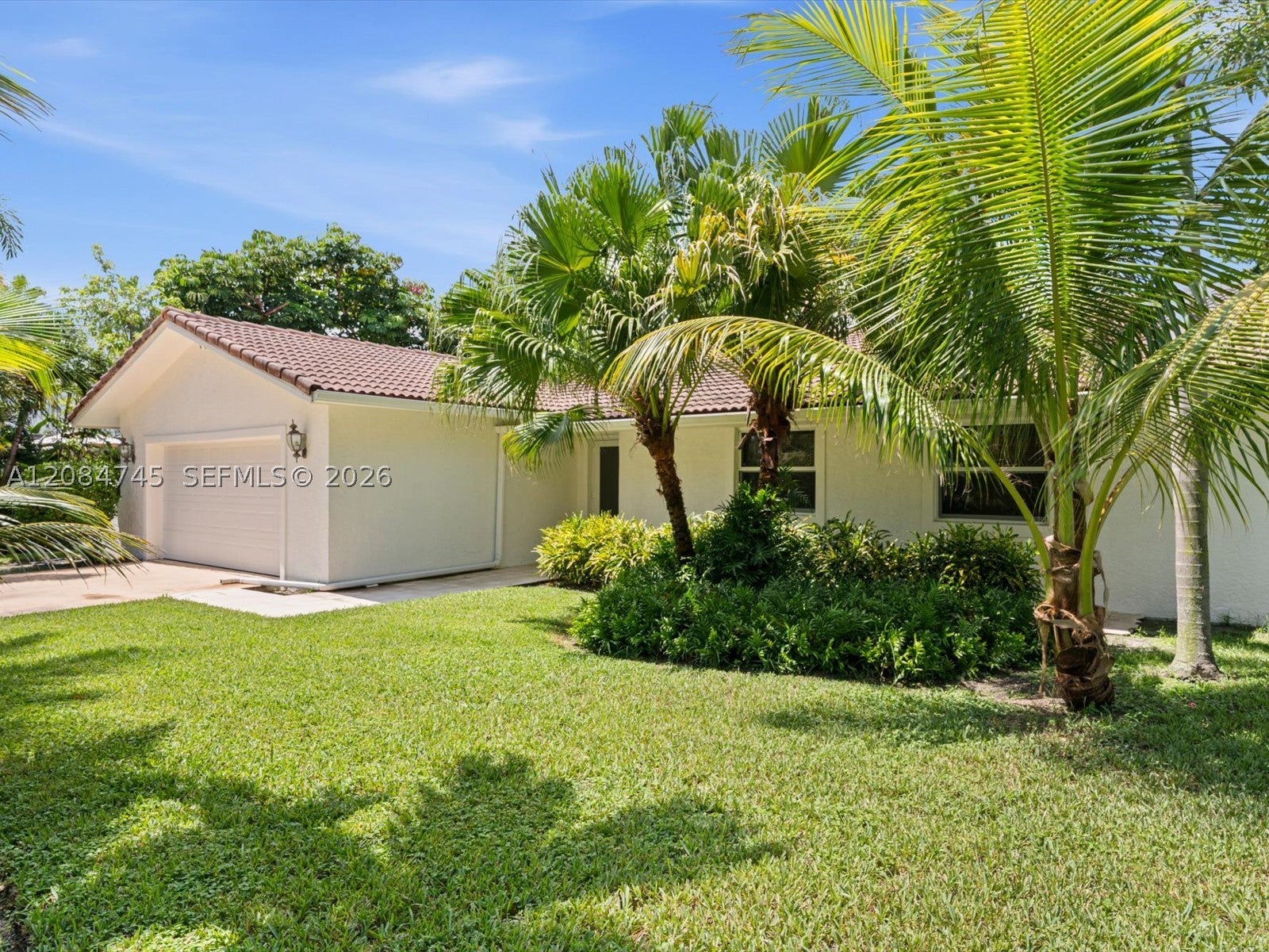 731 NW 4th Ct