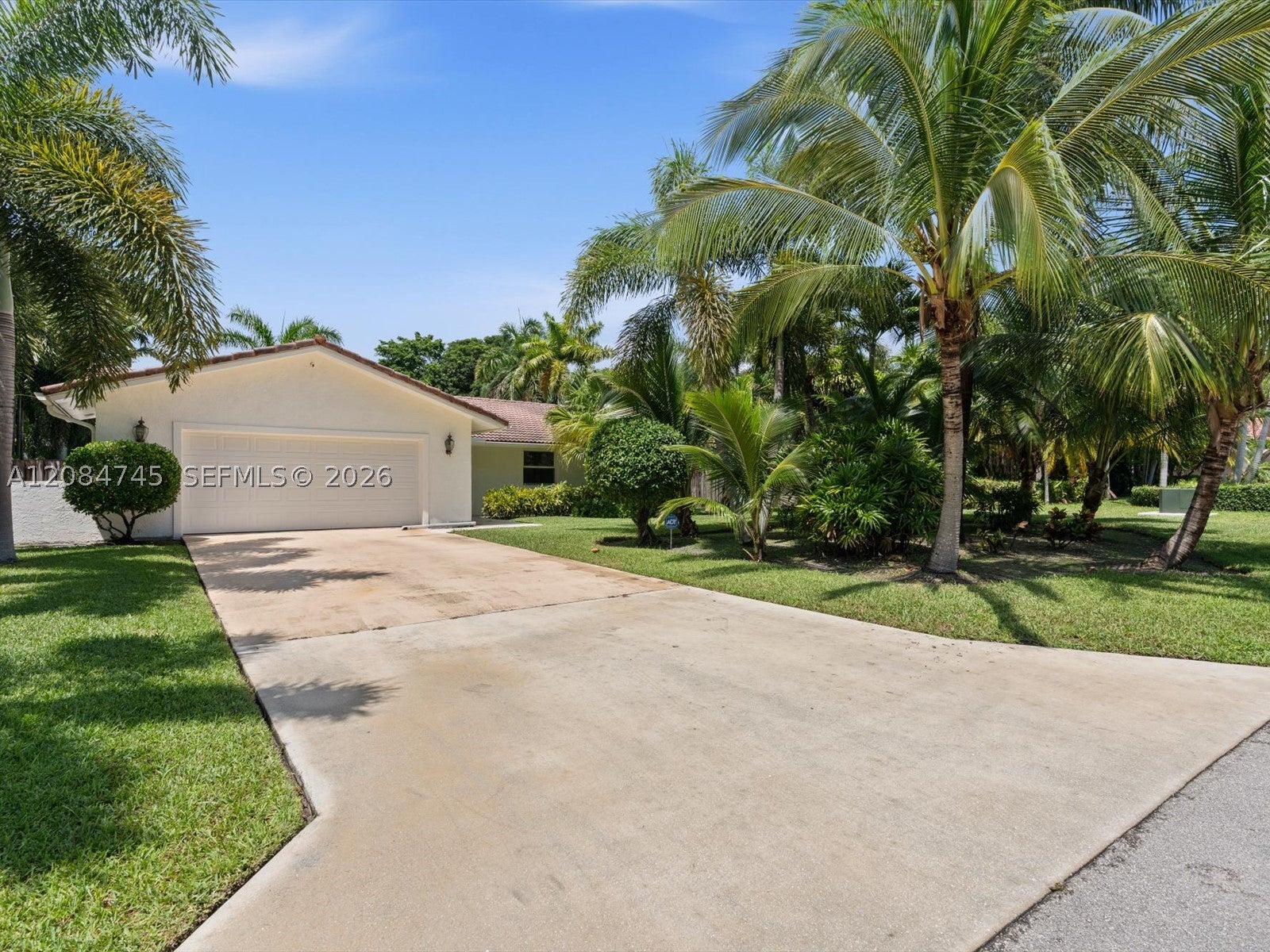 731 NW 4th Ct