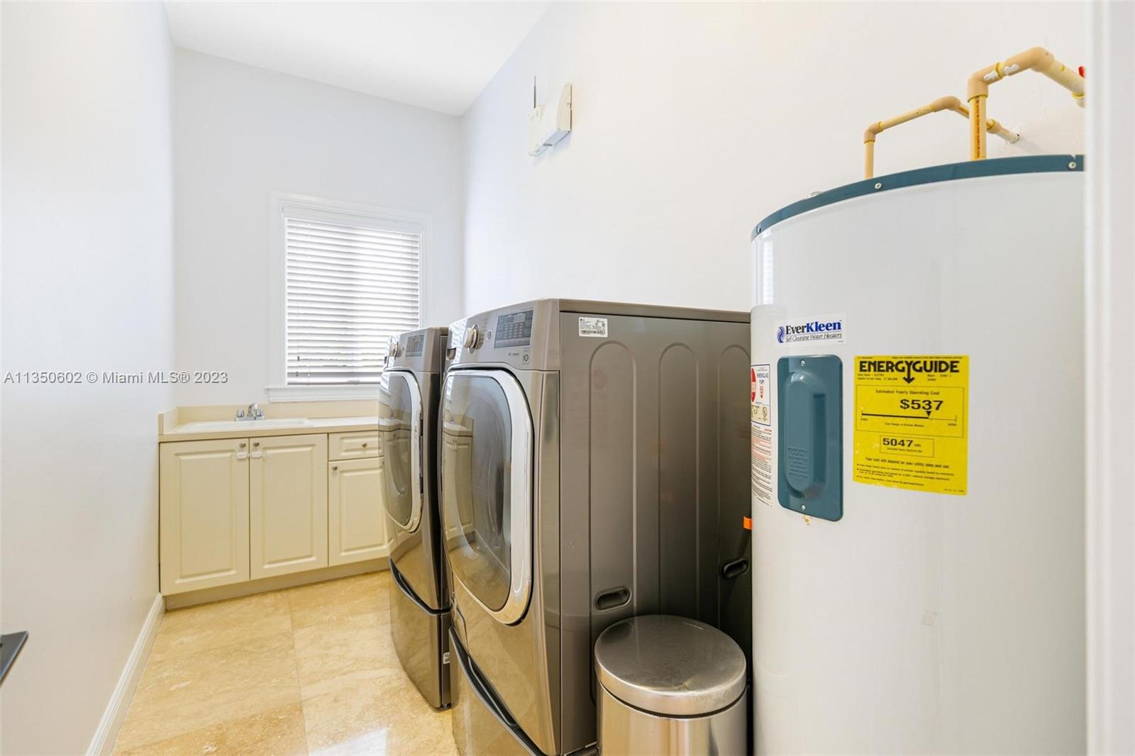 D ADESKY PROPERTIES SUB - Residential