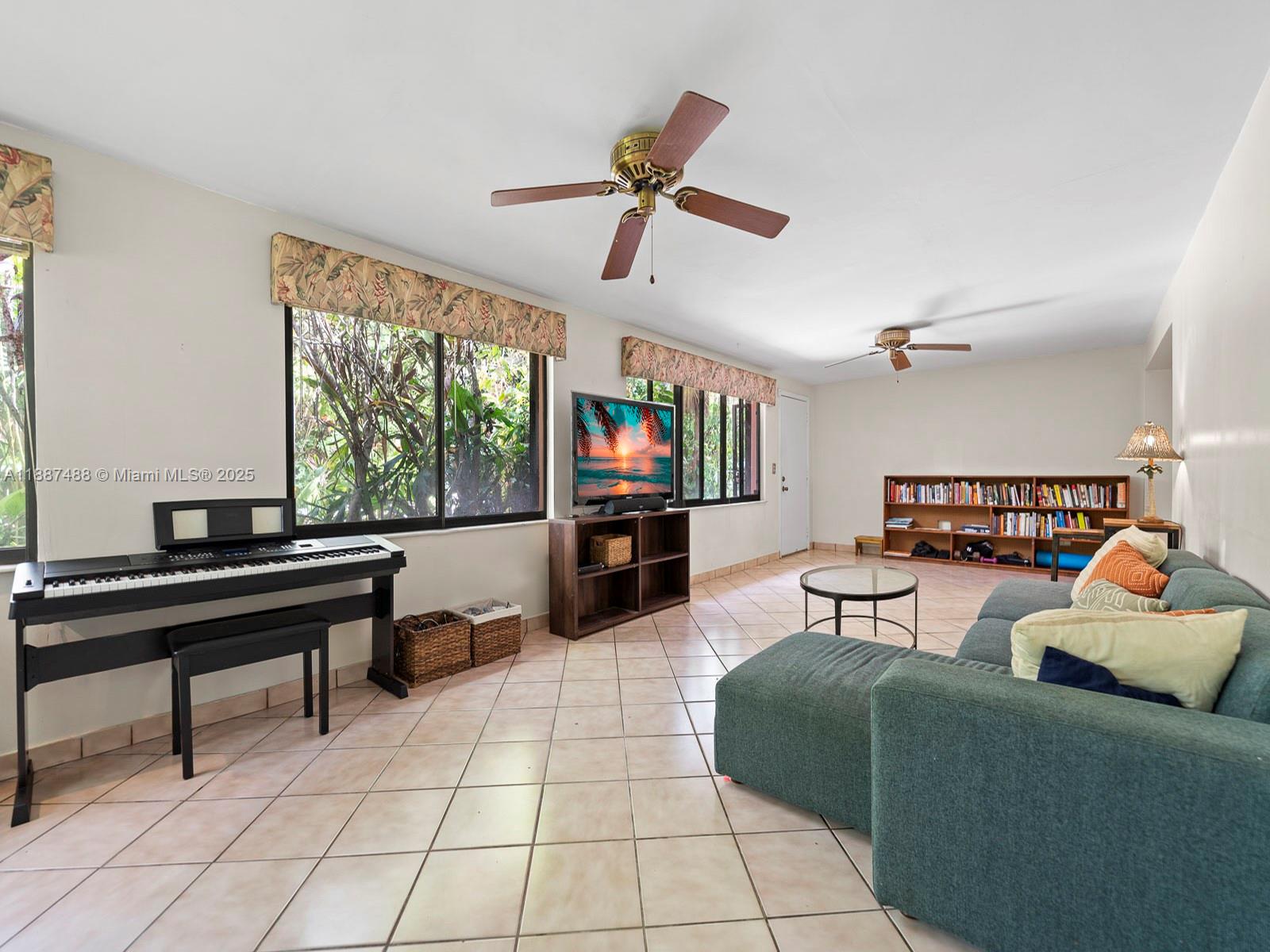 BEL-AIRE SEC 1 - Residential
