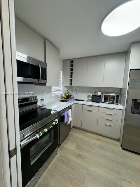 HOLLYBROOK GOLF AND - Residential