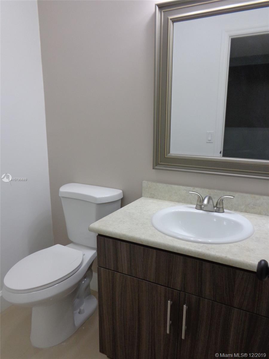 SPANISH TRACE CONDO - Residential Lease