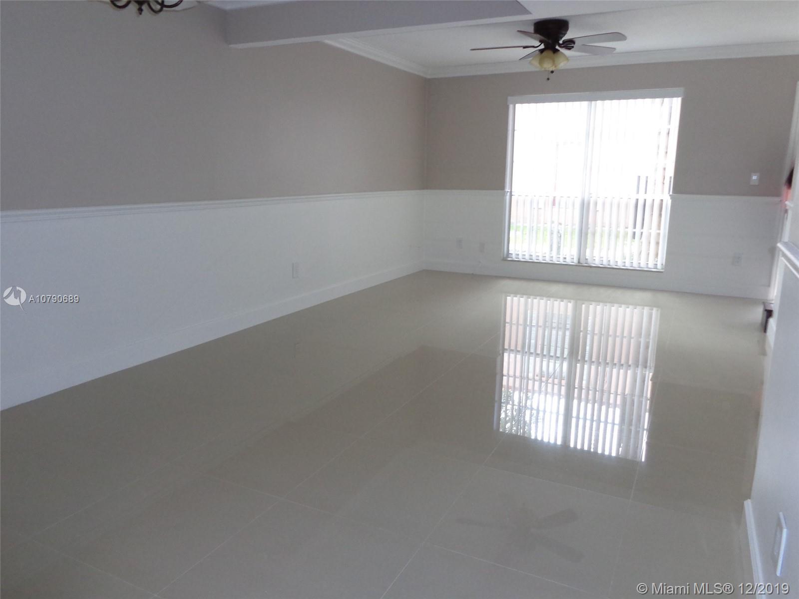 SPANISH TRACE CONDO - Residential Lease