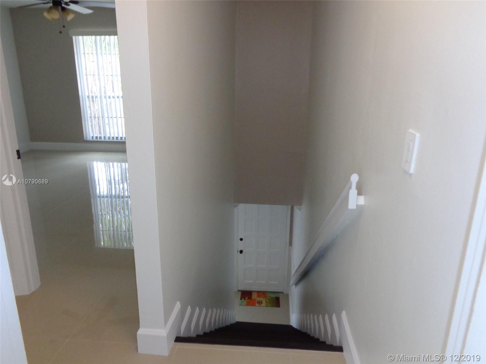 SPANISH TRACE CONDO - Residential Lease