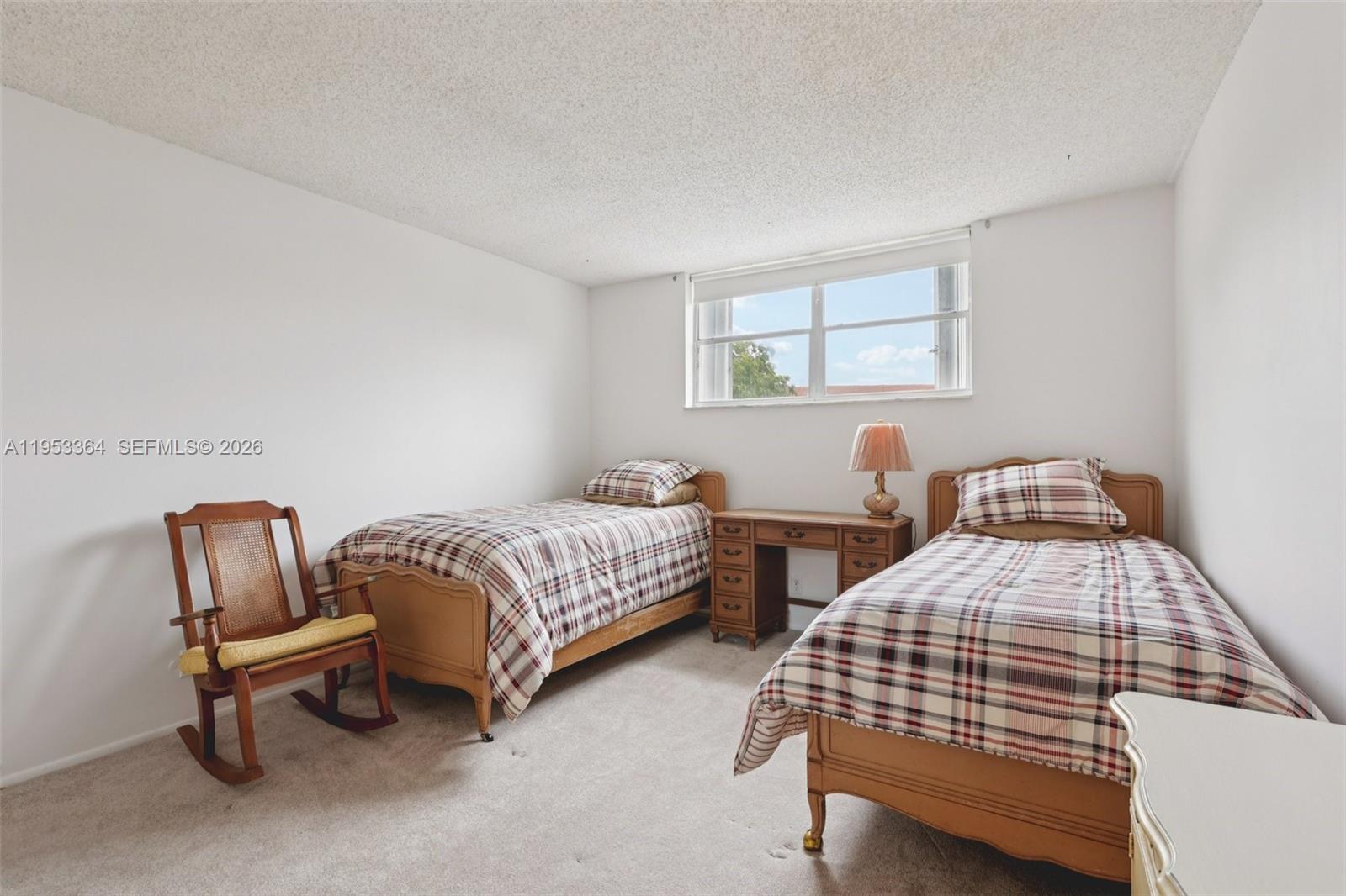 CROSS FOX CONDO - Residential