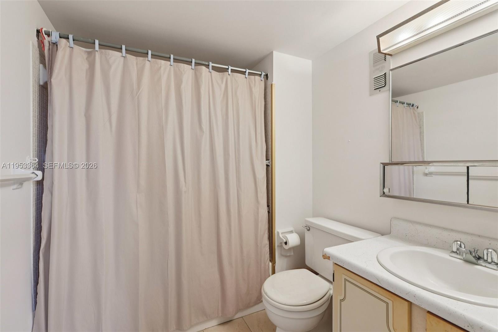 CROSS FOX CONDO - Residential