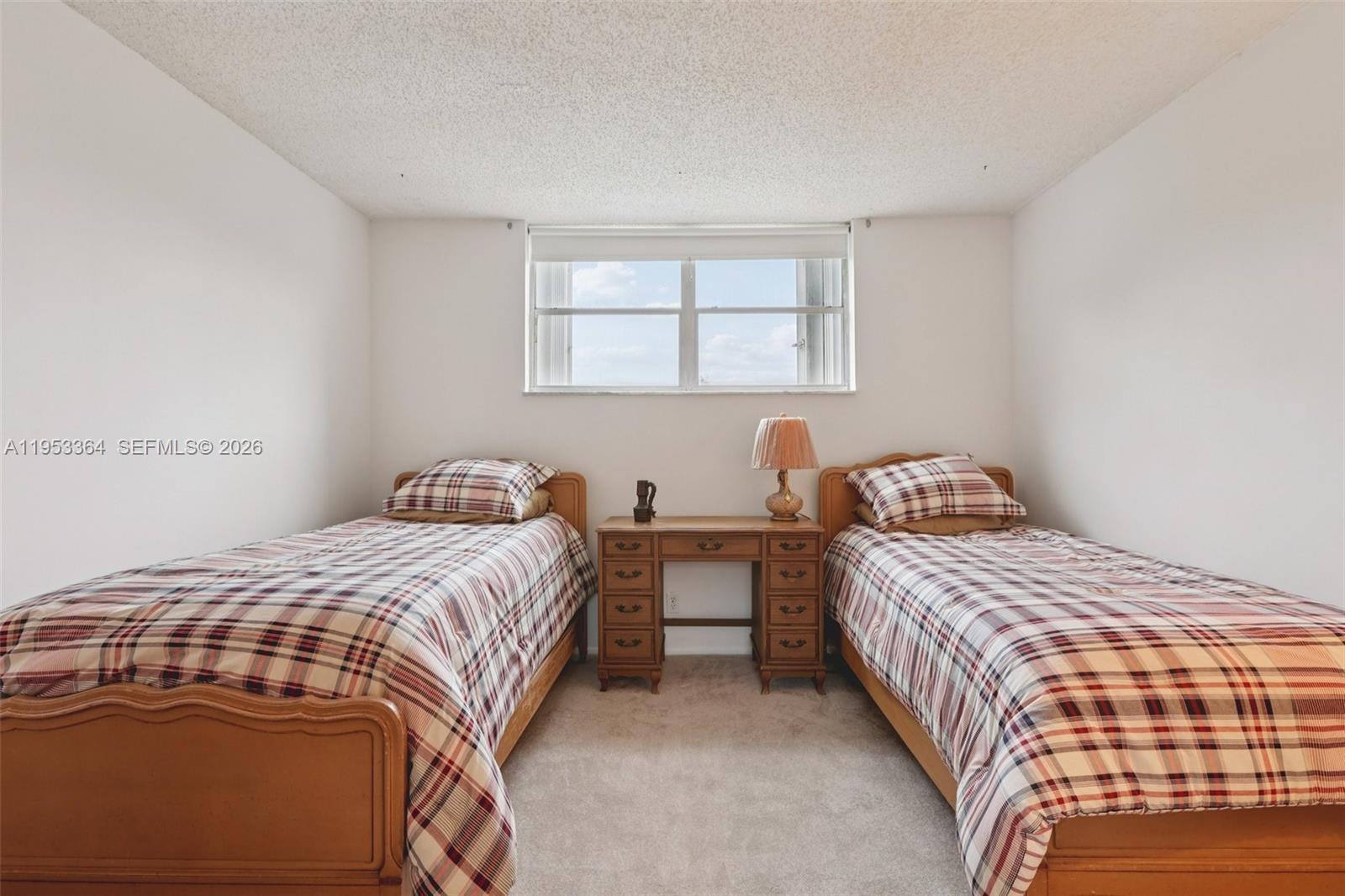 CROSS FOX CONDO - Residential