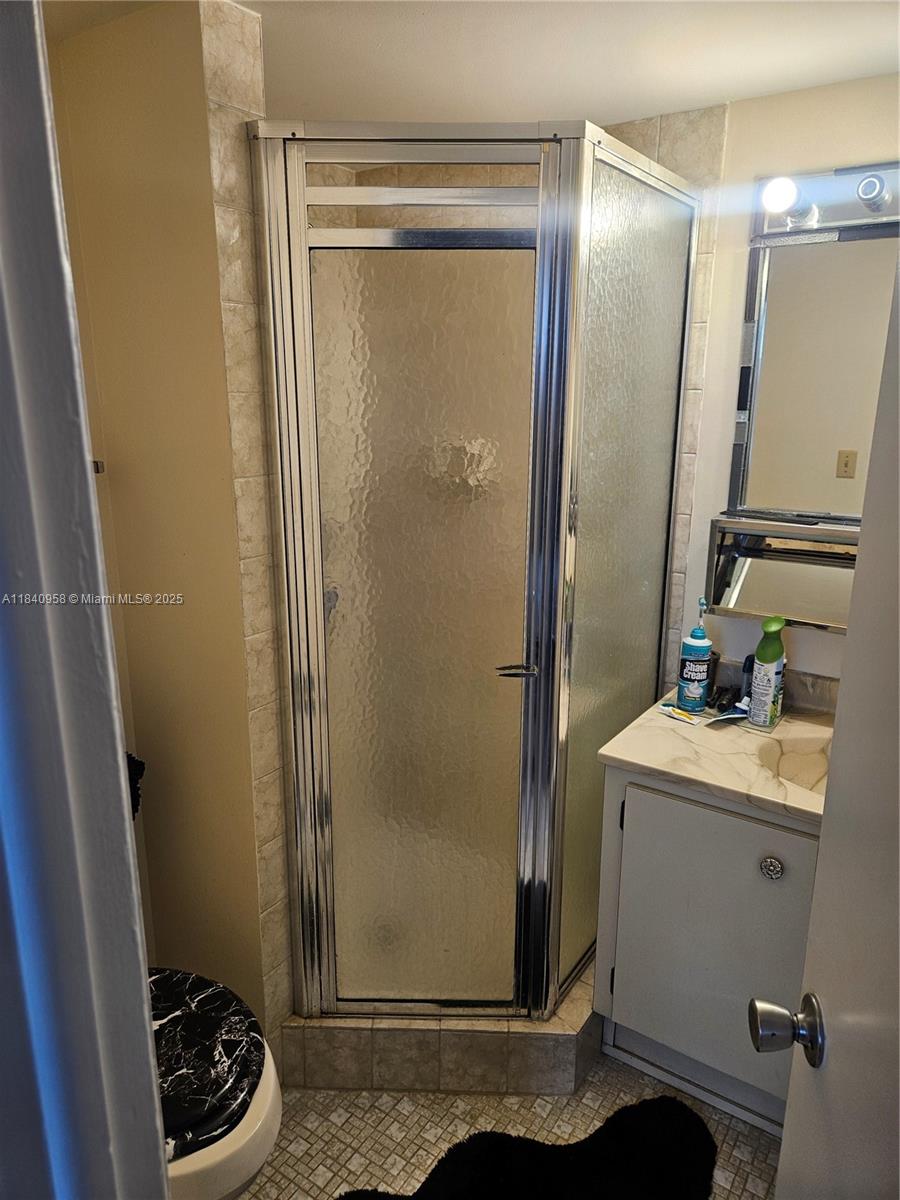 COLONY POINT 6 CONDO - Residential