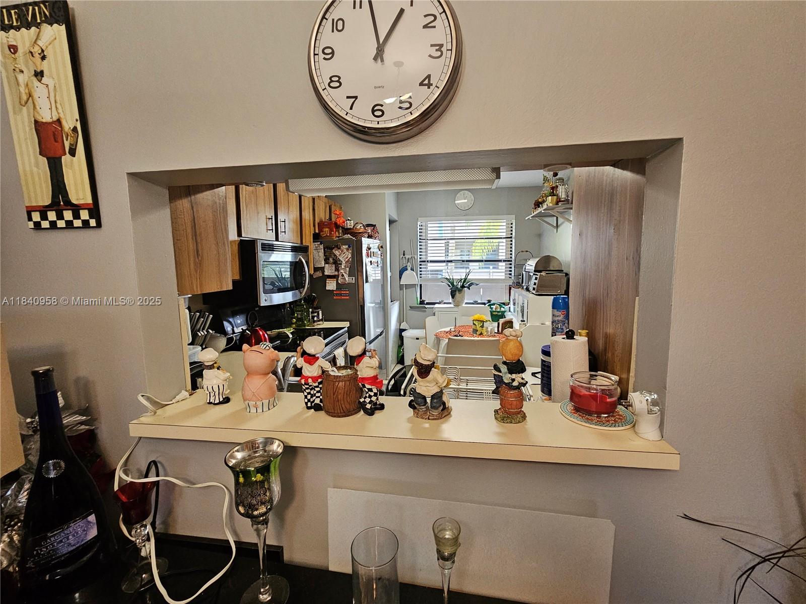 901 Colony Point Cir 408
