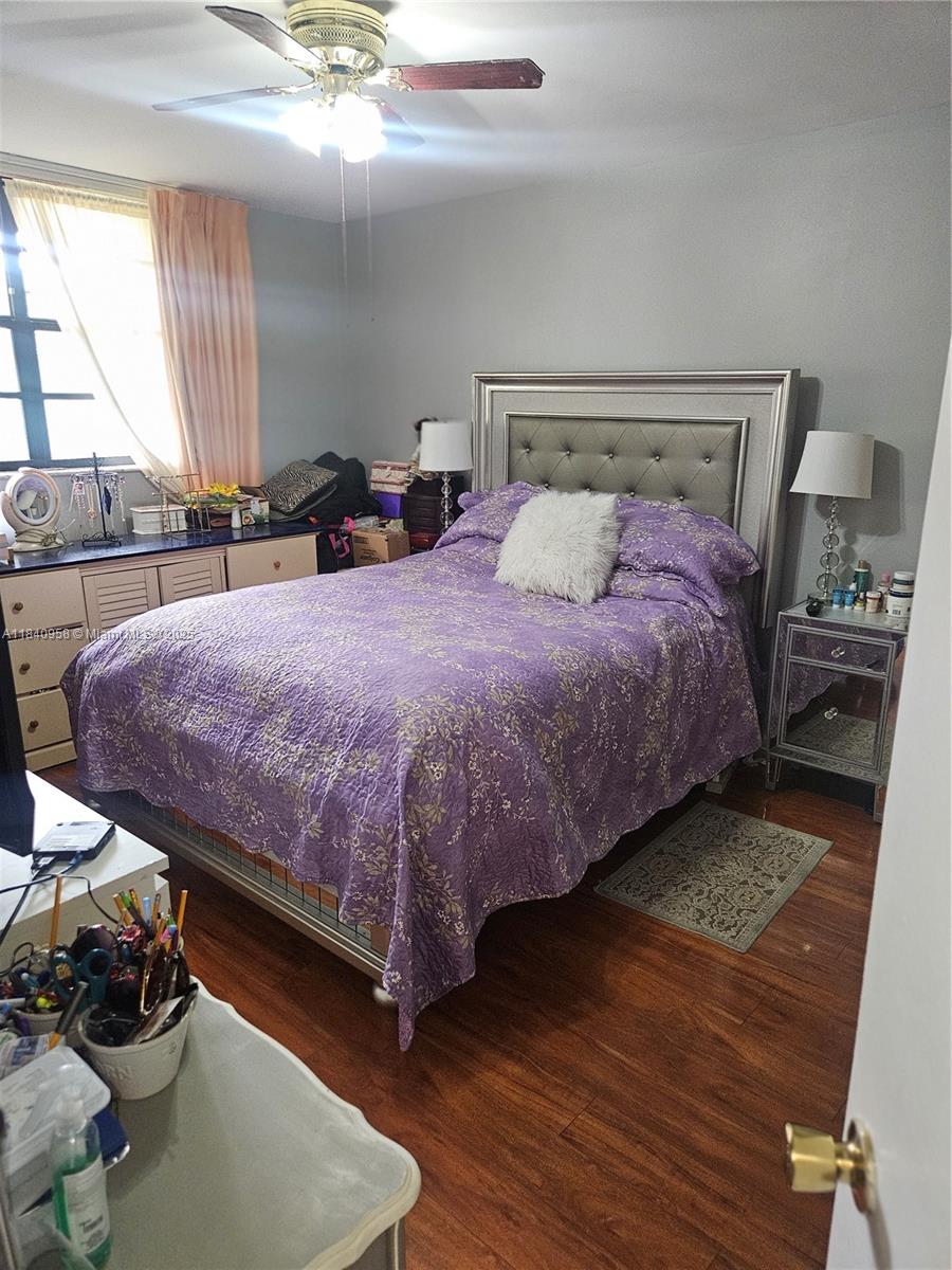 COLONY POINT 6 CONDO - Residential