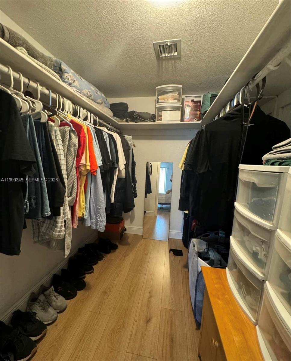 DORAL GARDENS II CONDO - Residential Lease