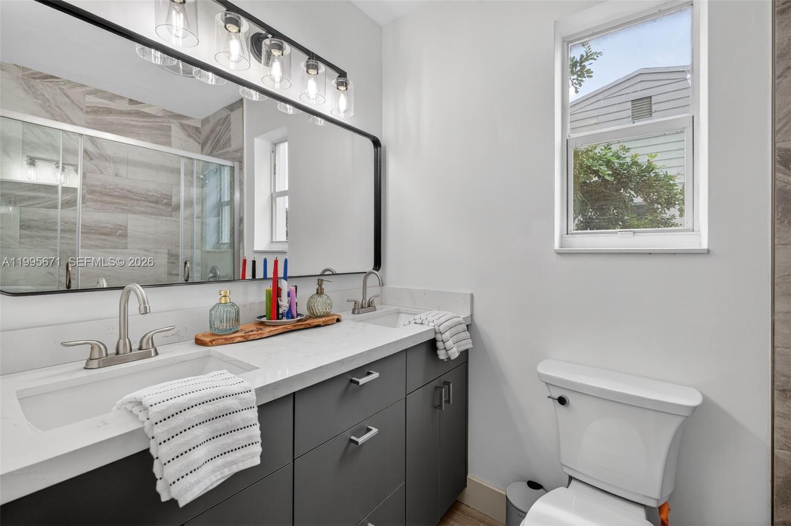 CORAL RIDGE LANDINGS II C - Residential