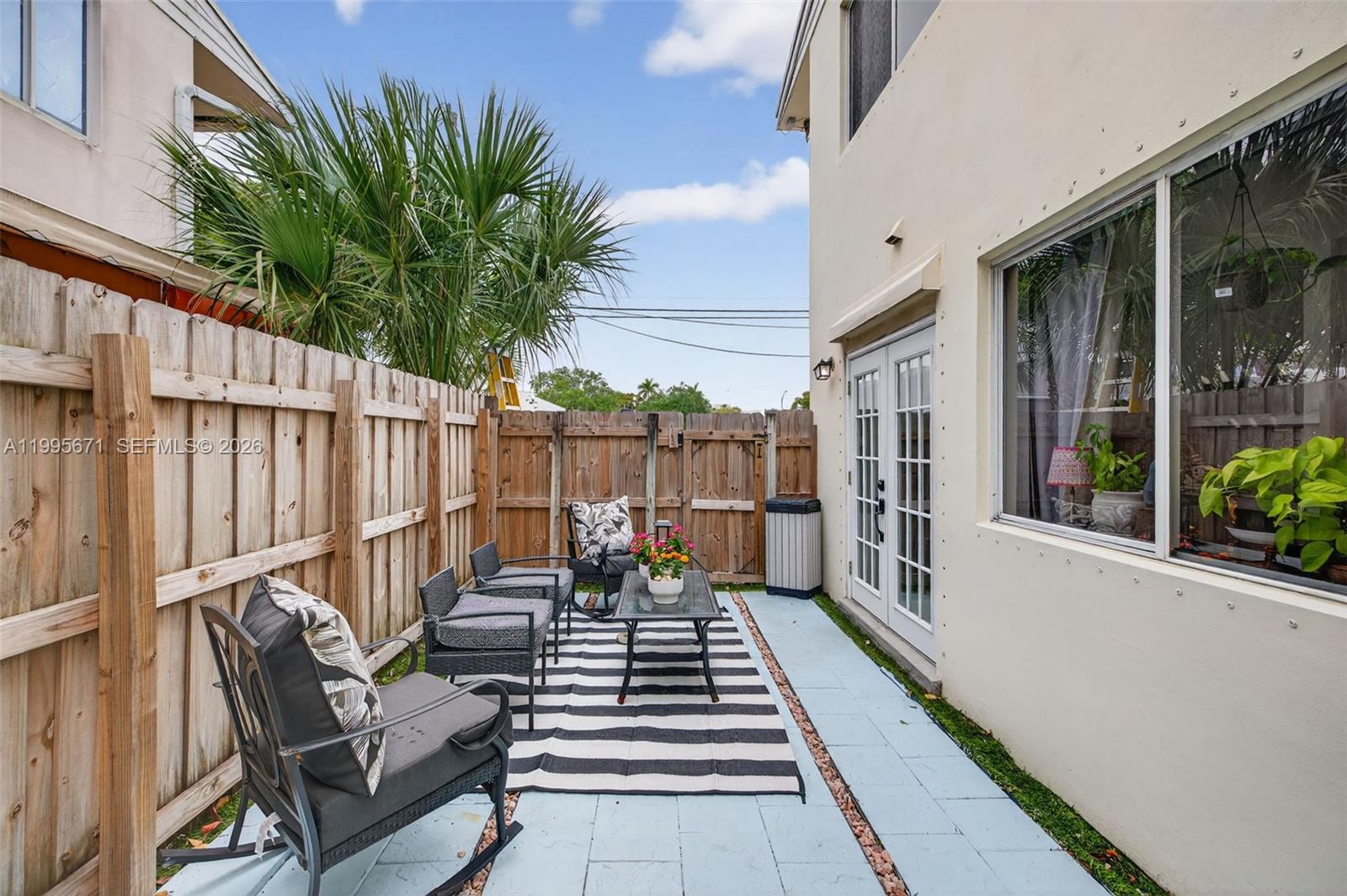 CORAL RIDGE LANDINGS II C - Residential