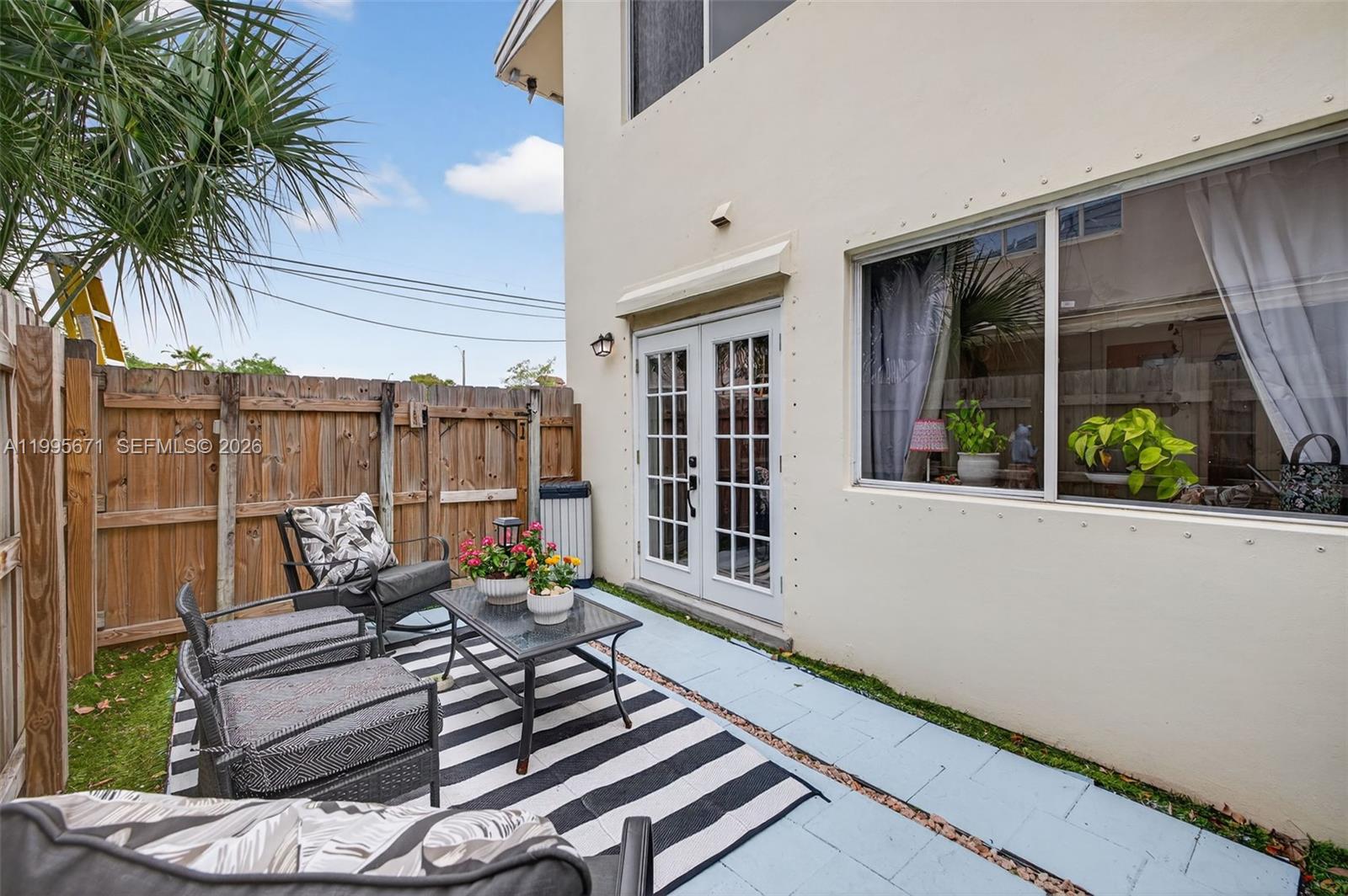 CORAL RIDGE LANDINGS II C - Residential