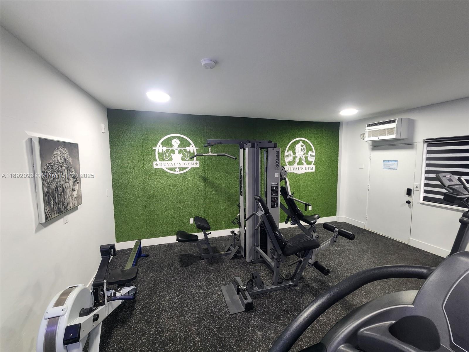 ISLE OF NORMANDY MIAMI VI - Residential Lease
