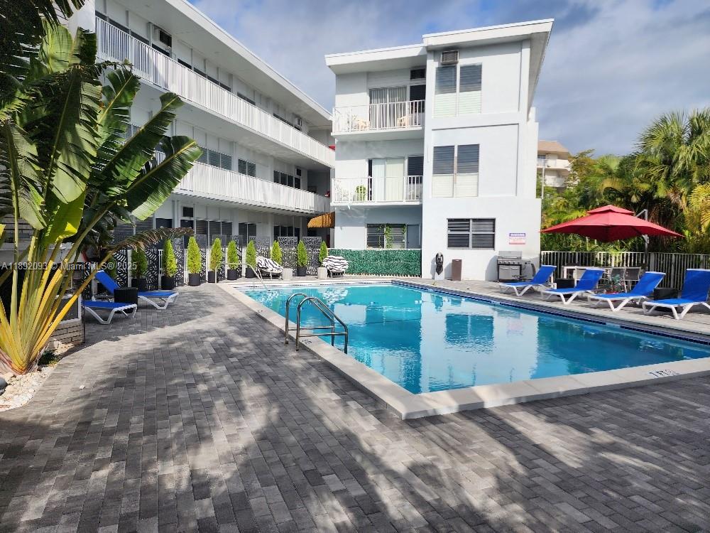 ISLE OF NORMANDY MIAMI VI - Residential Lease