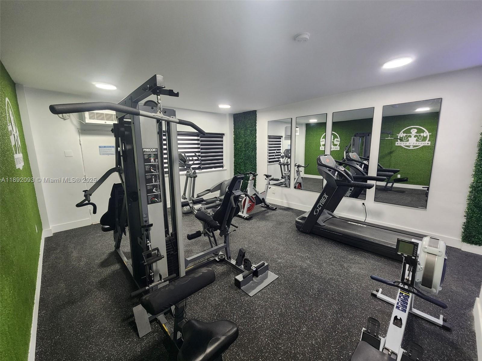 ISLE OF NORMANDY MIAMI VI - Residential Lease