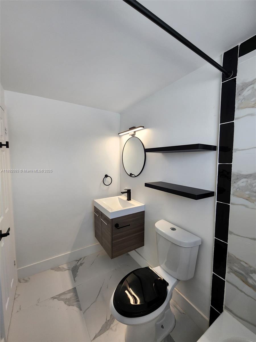 ISLE OF NORMANDY MIAMI VI - Residential Lease