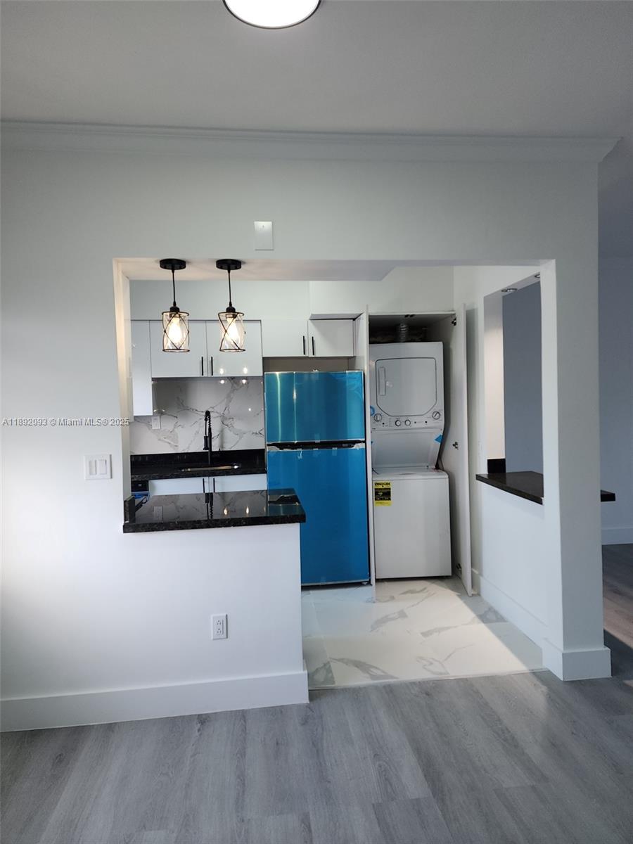 ISLE OF NORMANDY MIAMI VI - Residential Lease