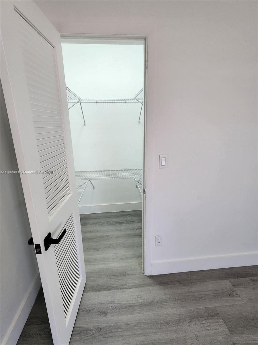 ISLE OF NORMANDY MIAMI VI - Residential Lease