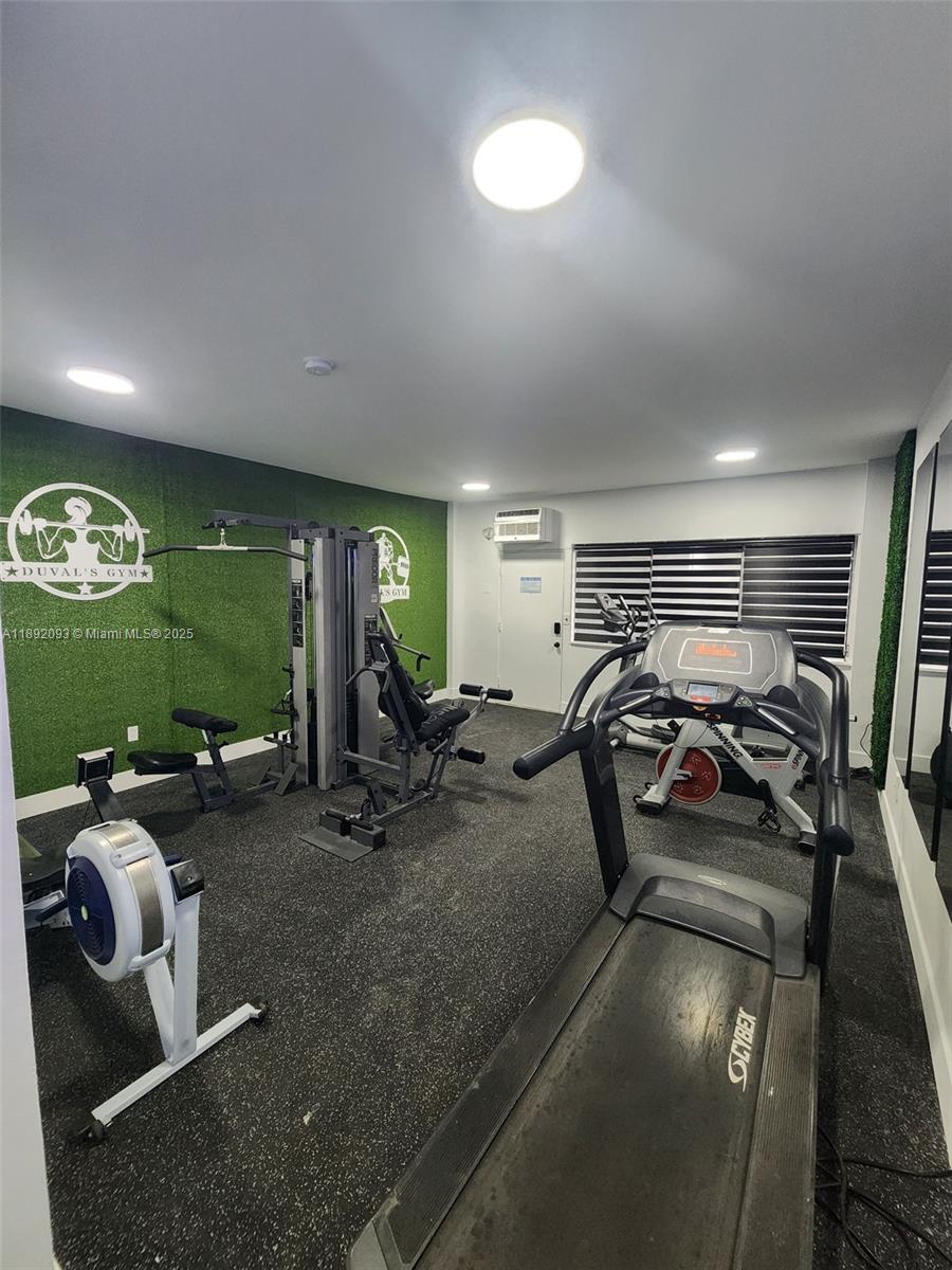 ISLE OF NORMANDY MIAMI VI - Residential Lease