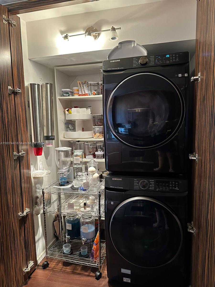 COSTA BELLA CONDO - Residential Lease