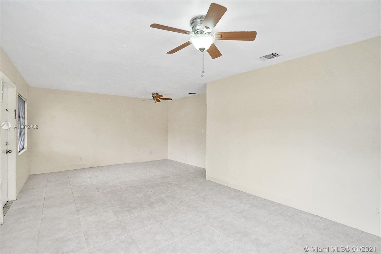 OAK GROVE - Residential Lease