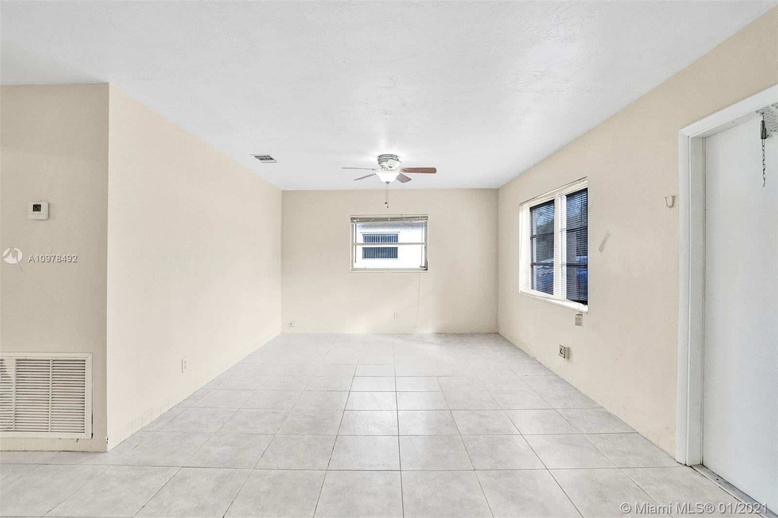 OAK GROVE - Residential Lease