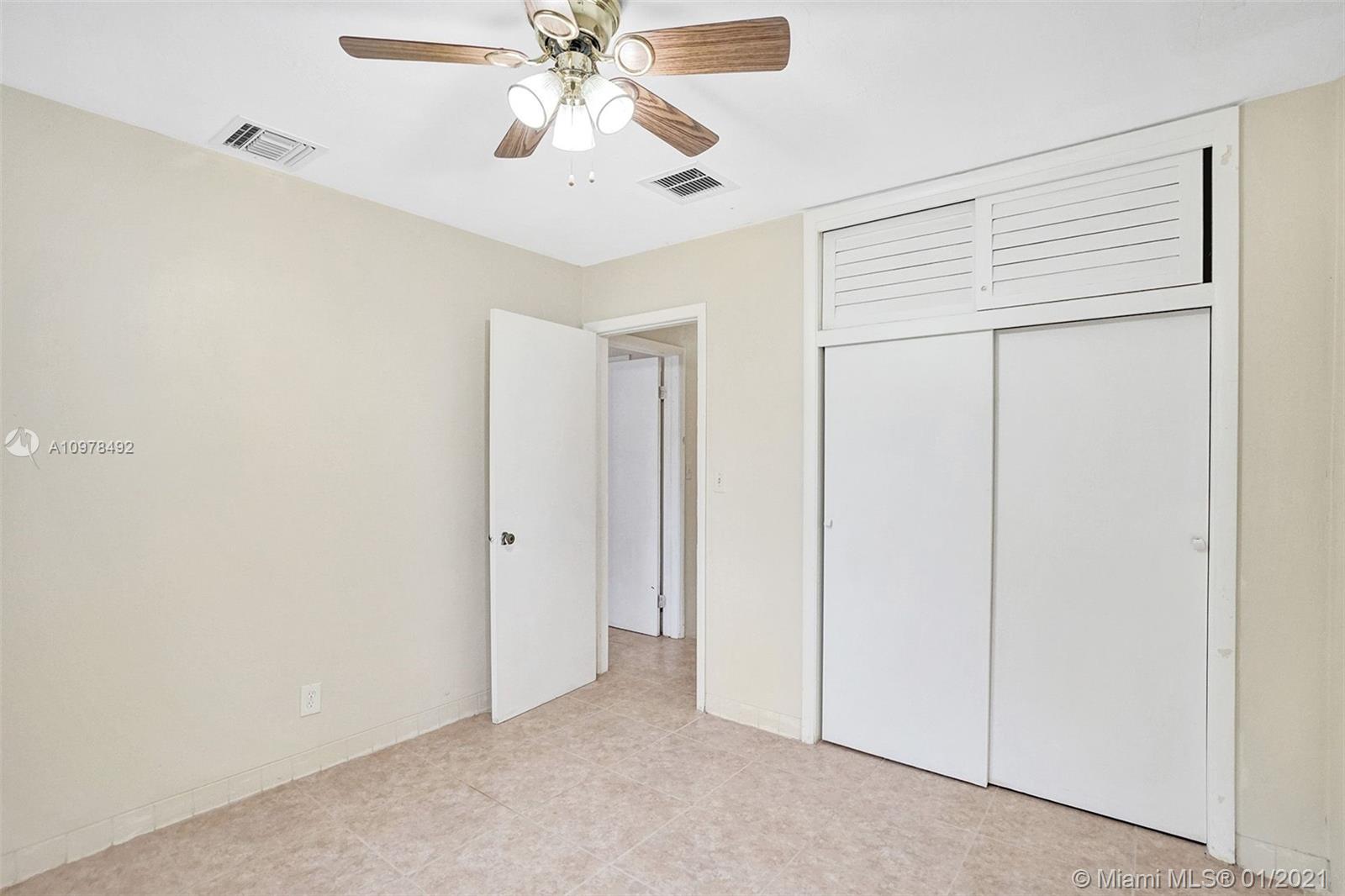 OAK GROVE - Residential Lease