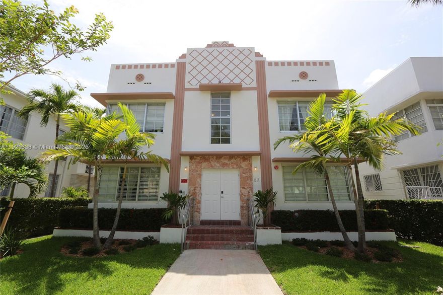 Charming unit located in the heart of South Beach at 811 Jefferson Ave, Unit 101. Bright and well-maintained with a functional layout and great natural light. Enjoy a quiet residential street just minutes from the beach, Flamingo Park, Lincoln Road, restaurants, cafes, shopping, and nightlife. Boutique building in a prime Miami Beach location. Easy to show and fast approval. Don’t miss this opportunity to live in one of the most desirable neighborhoods in Miami Beach.