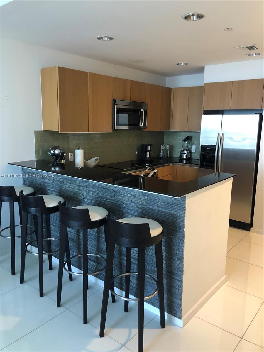 1060 Brickell Ave 1915