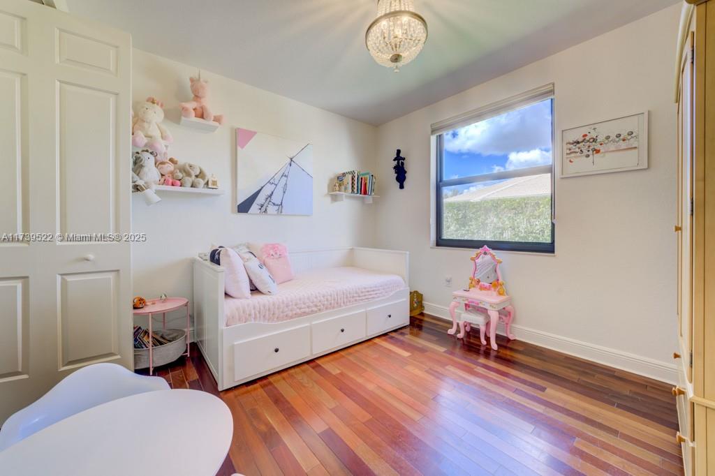 RIVERSTONE - Residential