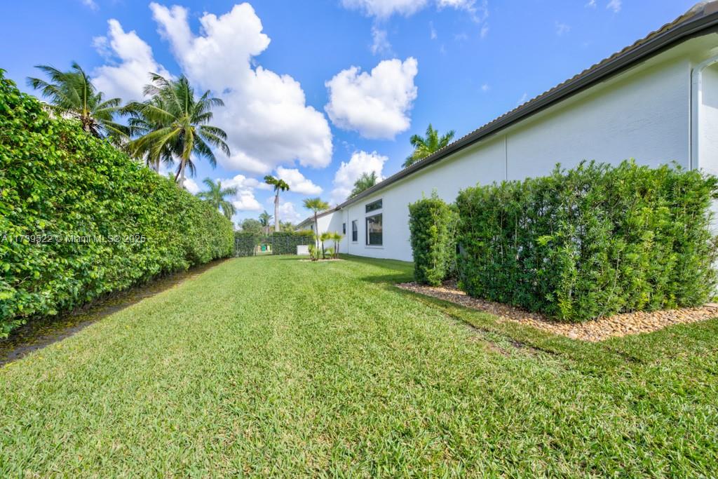 RIVERSTONE - Residential