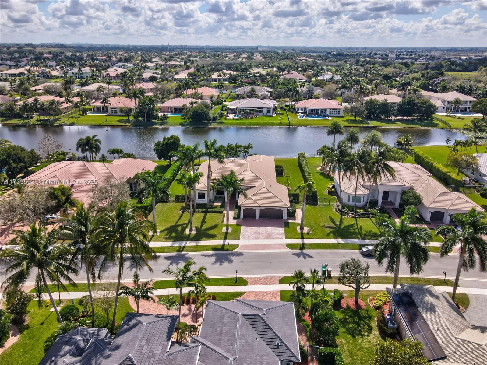 RIVERSTONE - Residential