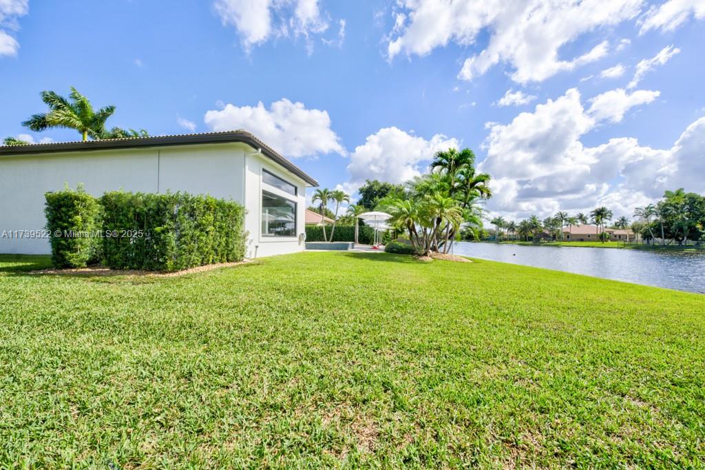 RIVERSTONE - Residential