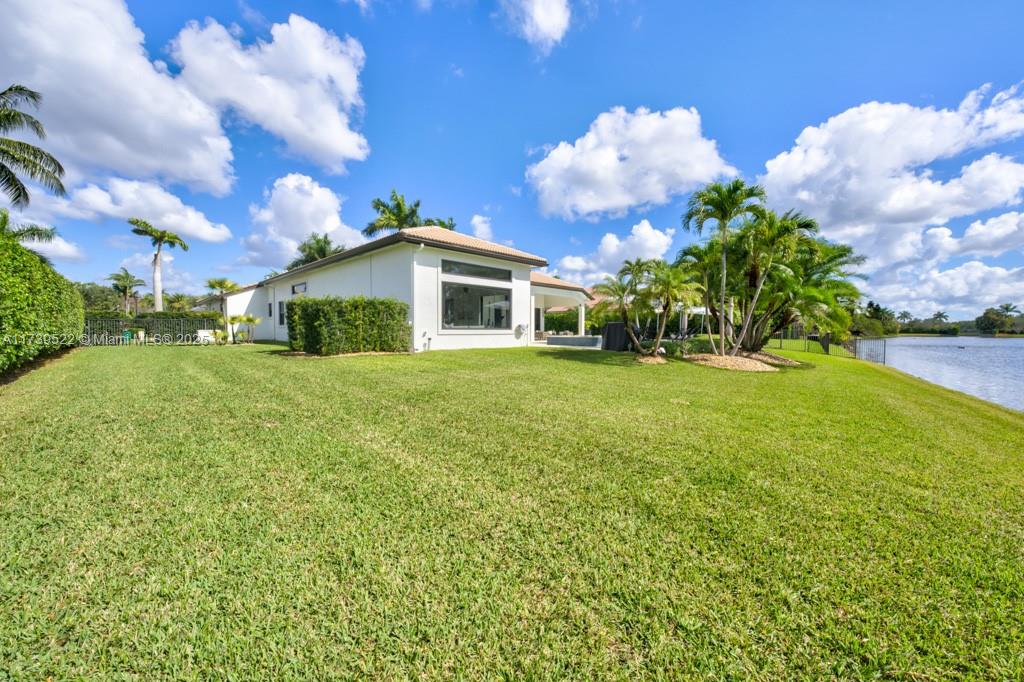 RIVERSTONE - Residential