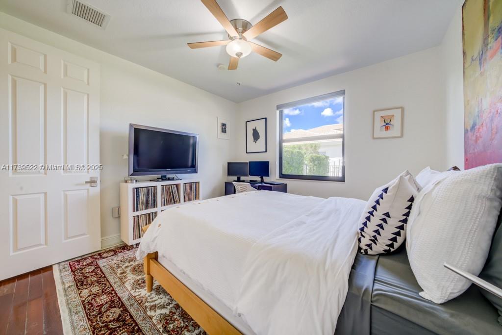 RIVERSTONE - Residential