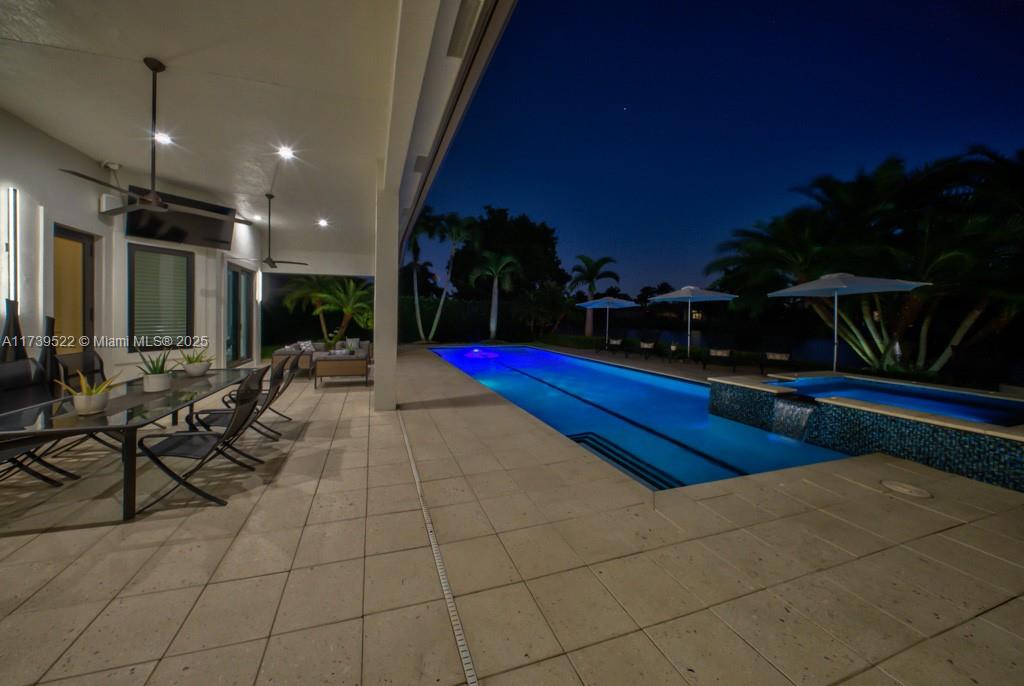 RIVERSTONE - Residential