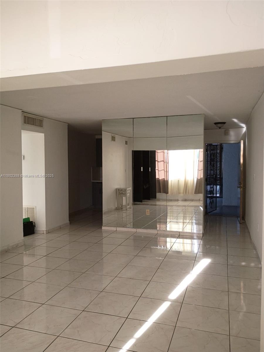 1800 SW 25th St 2305